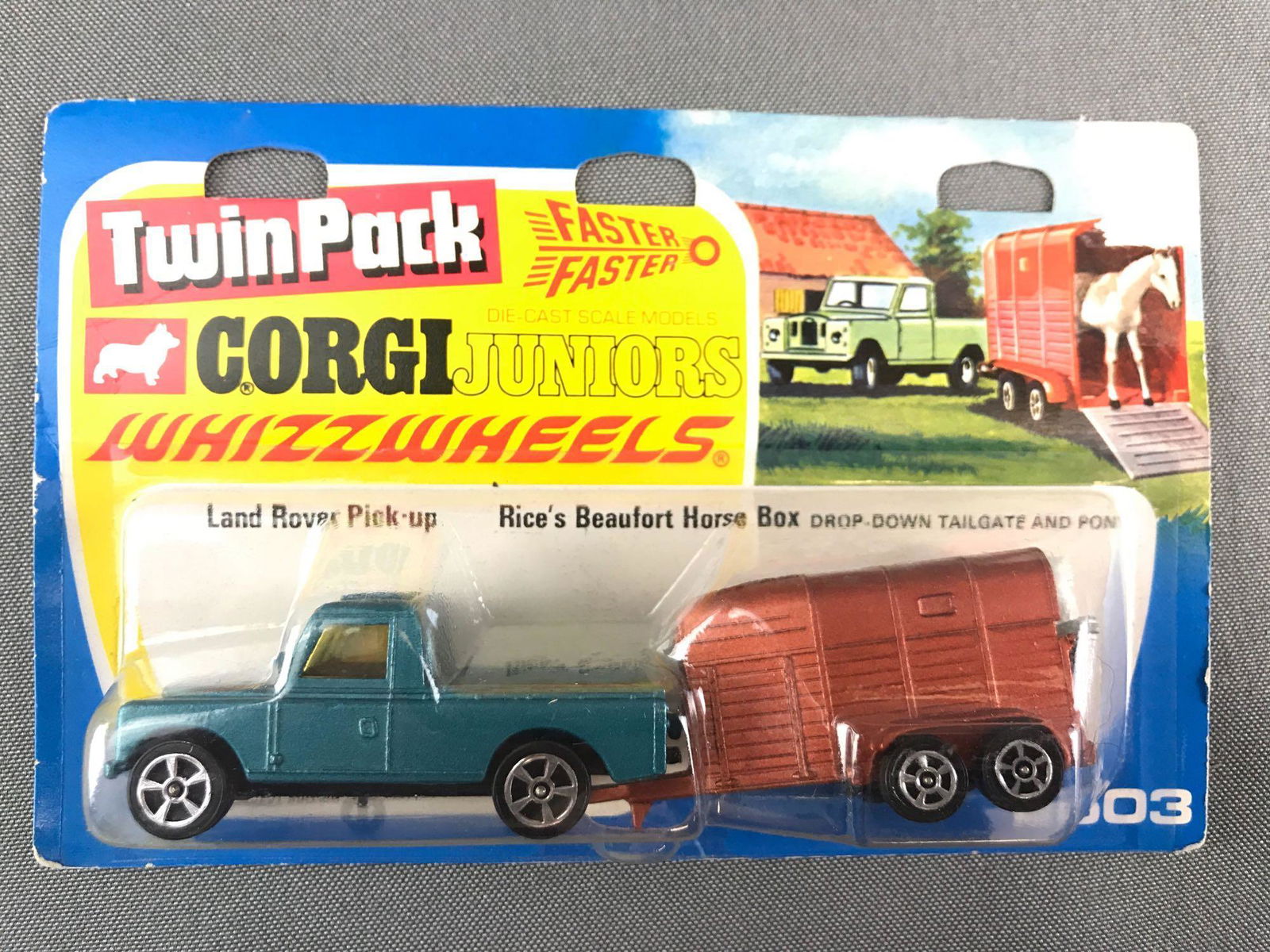 Corgi Juniors No. 2503 Twin Pack Die-Cast Vehicles in (1 of 3)