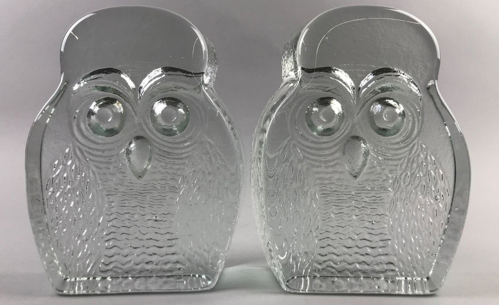 Blenko Clear Glass Owl Bookends: Appx 5x2x7 inches. Solid heavy glass