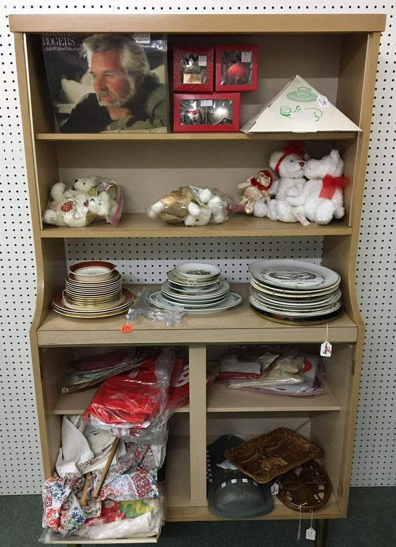 Group of 5 shelf lots of Antique/Vintage miscellaneous: Sorry no shipping on this lot. Includes syroco wall hangings, linens, Kenny Rogers record, Christmas decor and more