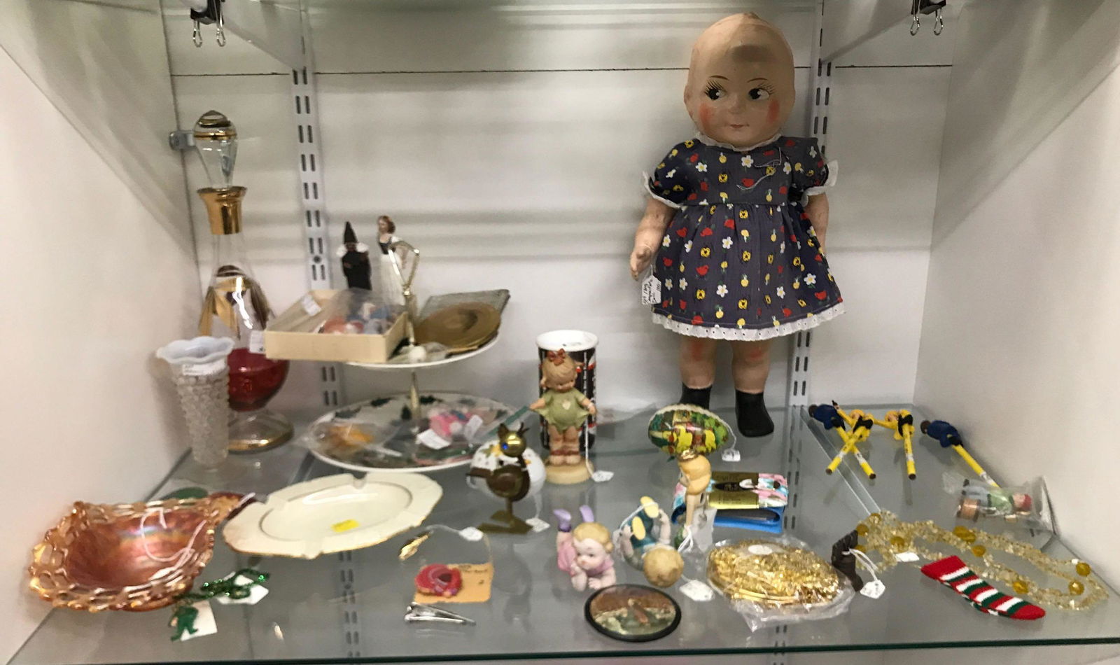 Vintage antique collectible miscellaneous: Sorry no shipping on this lot. Group of 20 plus items