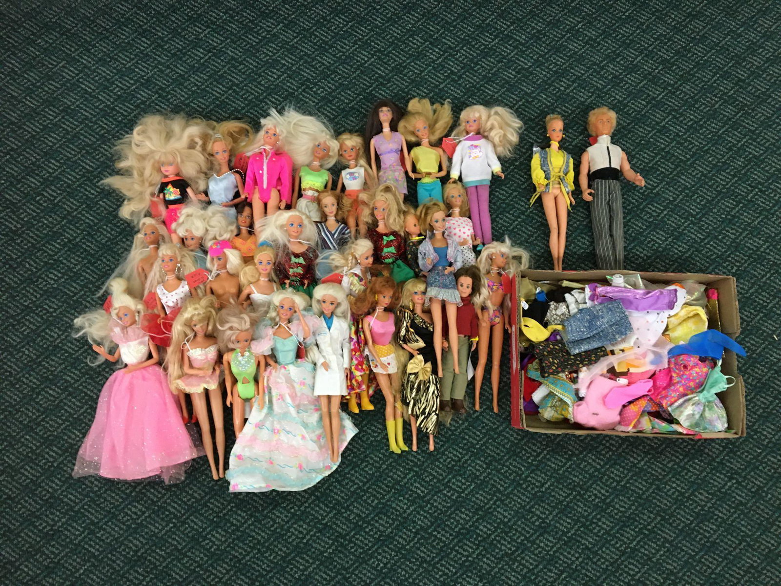 Large group of Vintage Barbies and more: Includes some clothing, Ken and more