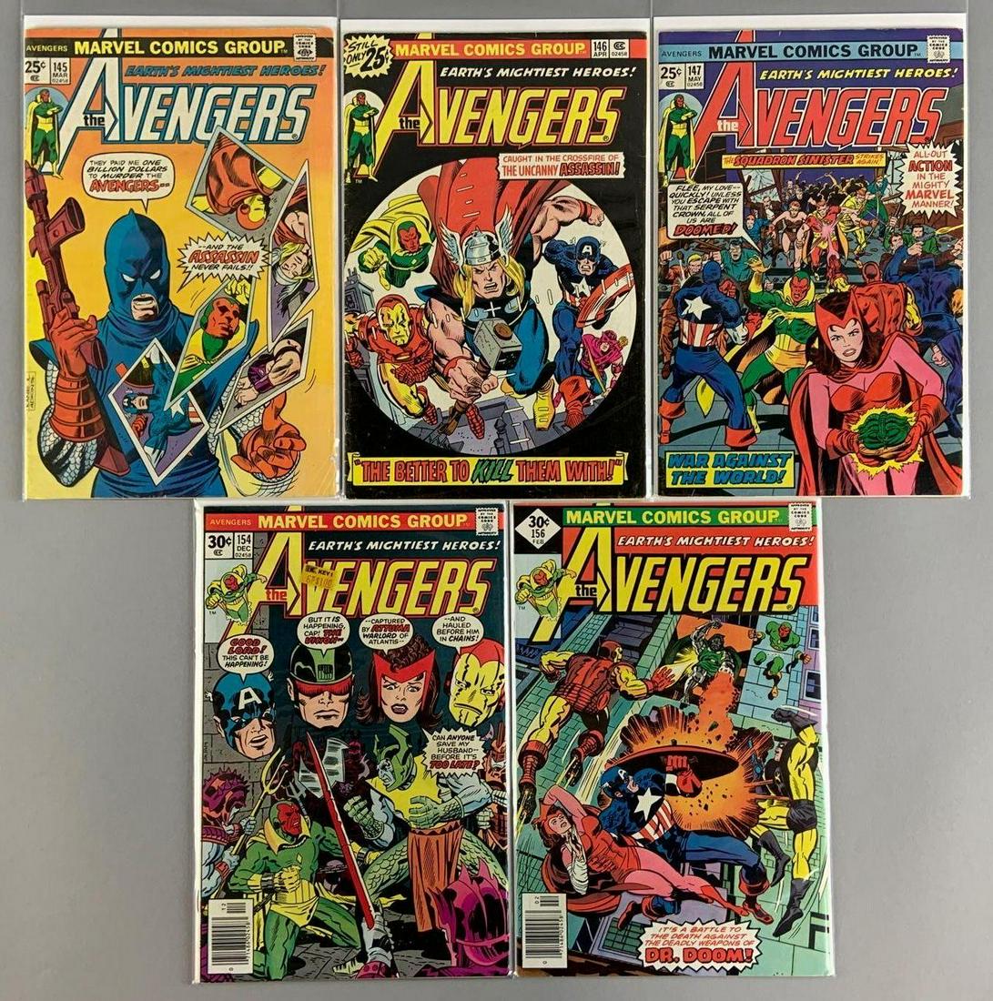 Group of 5 Marvel Comics The Avengers Comic Books (1 of 5)
