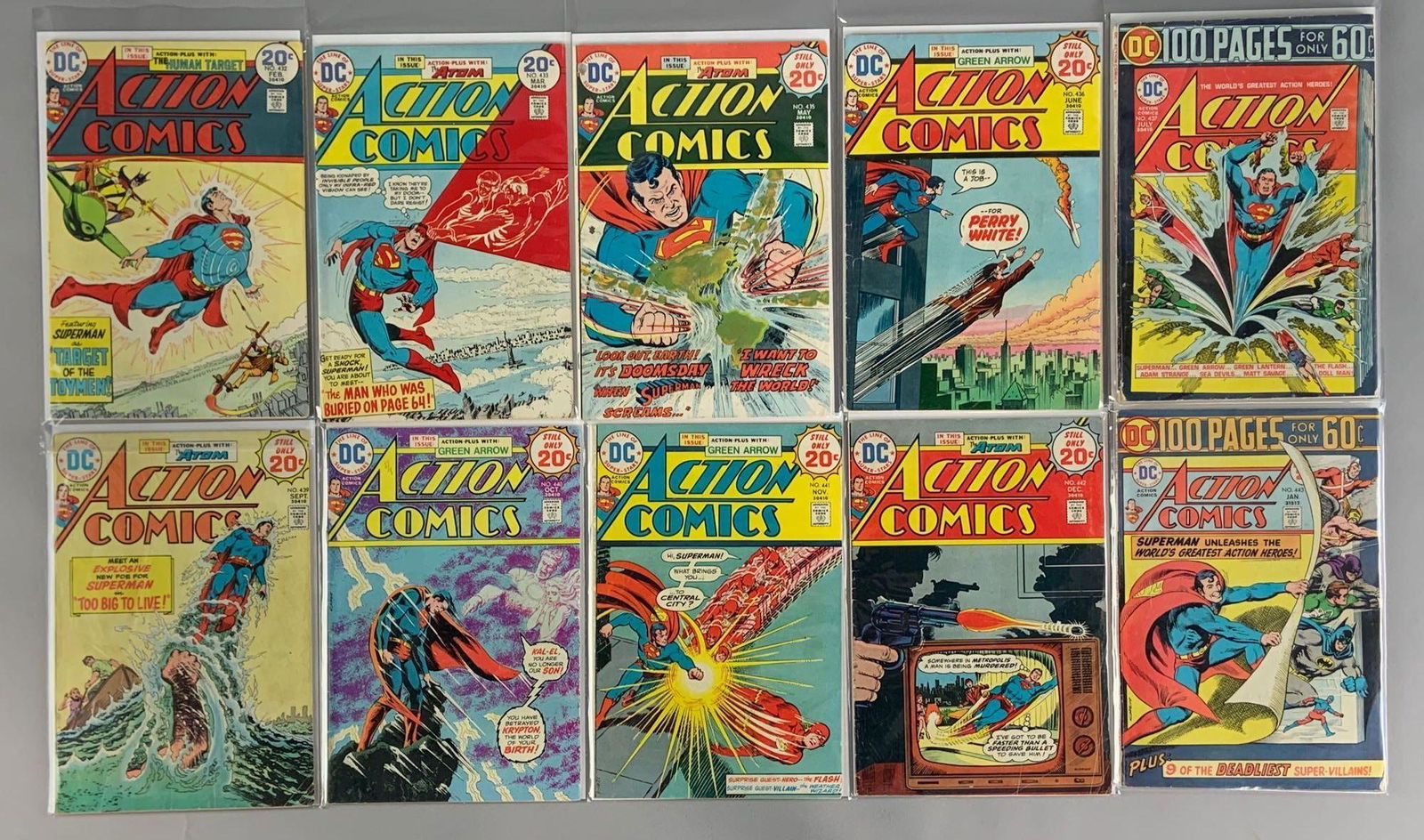 Group of 10 DC Comics Action Comics Featuring Superman (1 of 5)