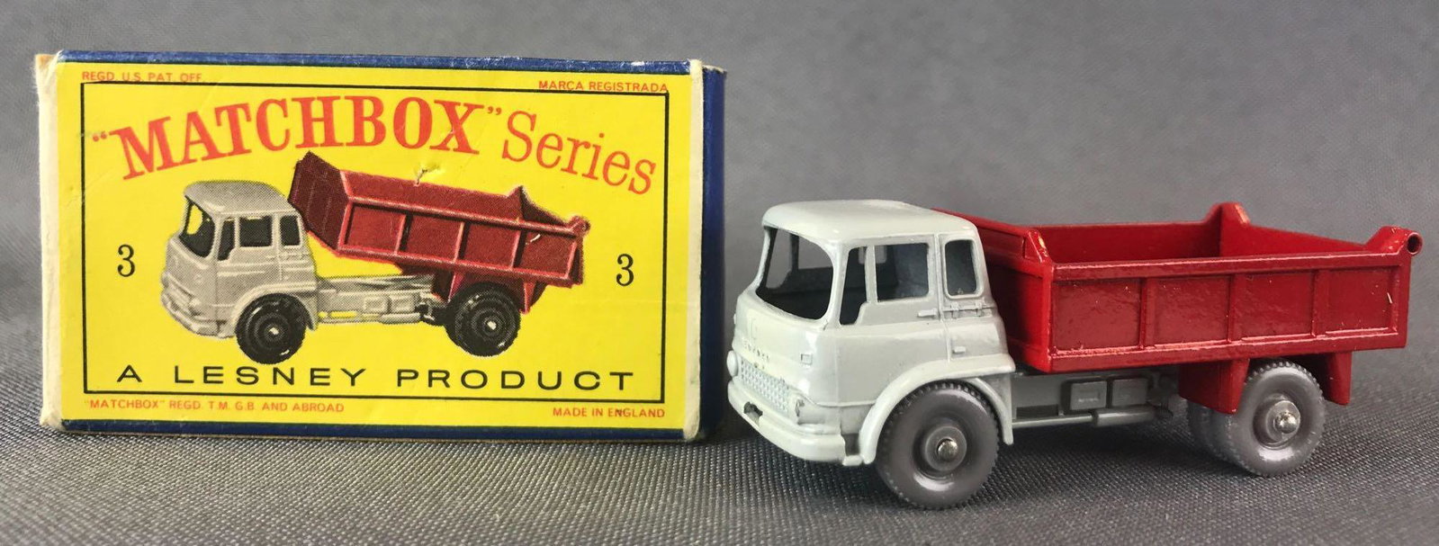 Matchbox No.3 Bedford Tipper Truck Die-Cast Vehicle: Light gray body, GPW. Some box damage. A Lesney Product. Made in England, D Box