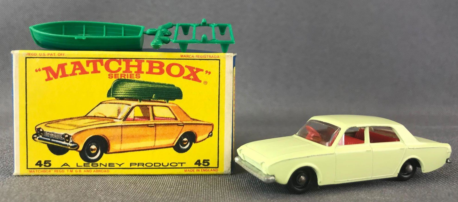 Matchbox No. 45 Ford Corsair and Boat Doe-Cast Vehicle: Yellow body, BPW. Some box damage. A Lesney Product. Made in England, E Box