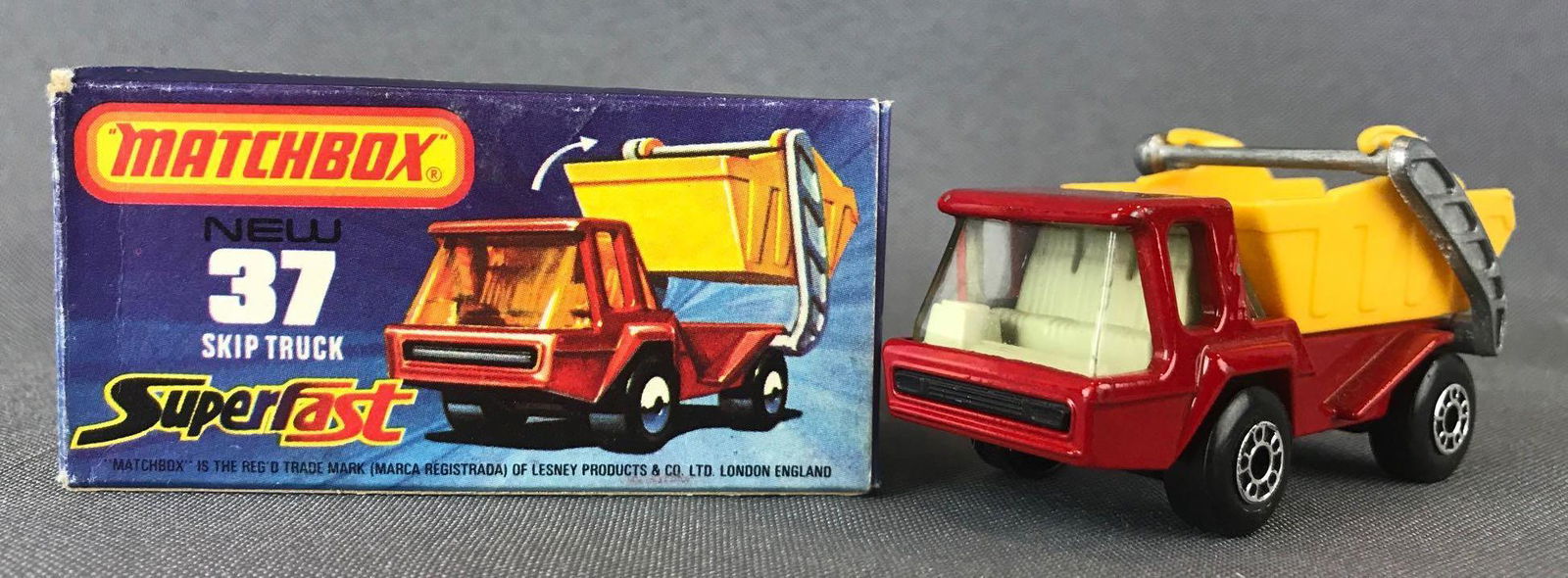 Matchbox Superfast No. 37 Skip Truck Die-Cast Vehicle: Red body, BPW. A Lesney Product., L Box