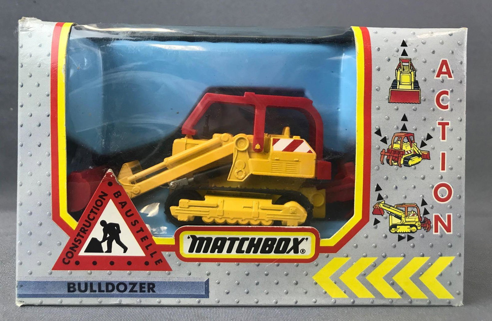 Matchbox Construction CS-1 Bulldozer Die-Cast Vehicle: Yellow body, BPW. Made in China