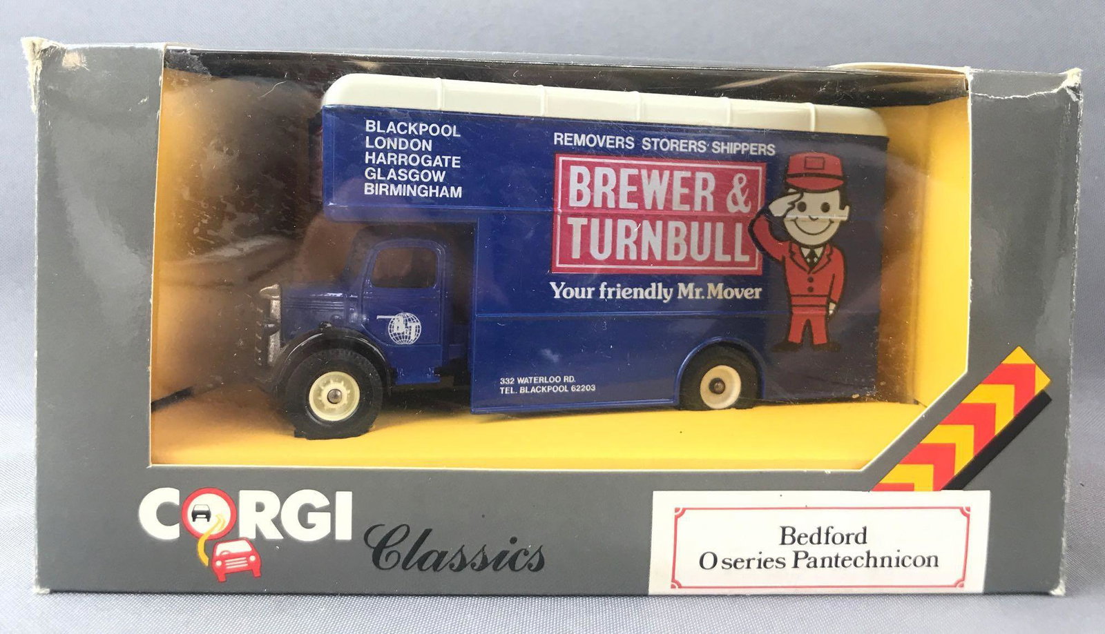 Corgi Classics No. 97080 Bedford O Series Pantechnicon: Die-cast vehicle in original packaging, made in Great Britain