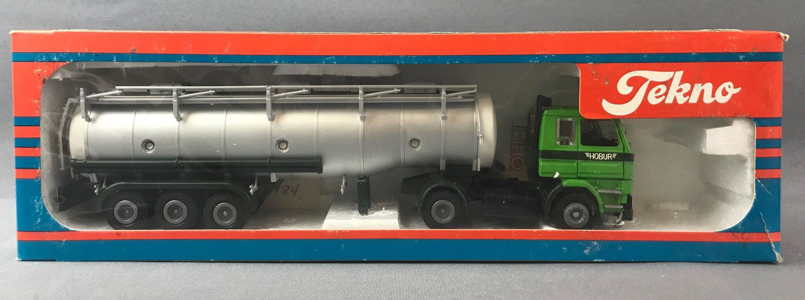 Tekno Volvo Tractor Trailer Die-Cast Vehicle in: Made in Holland