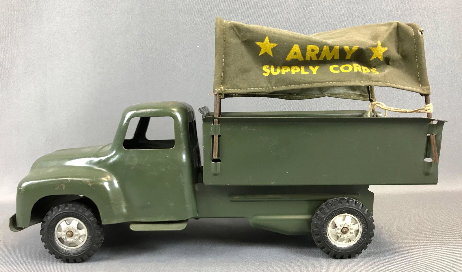 Buddy L Army Supply Corps Pressed Steel Truck: Canvas Bed Cover and 2 Ammo Crates Some scratches 14 x 8 inches