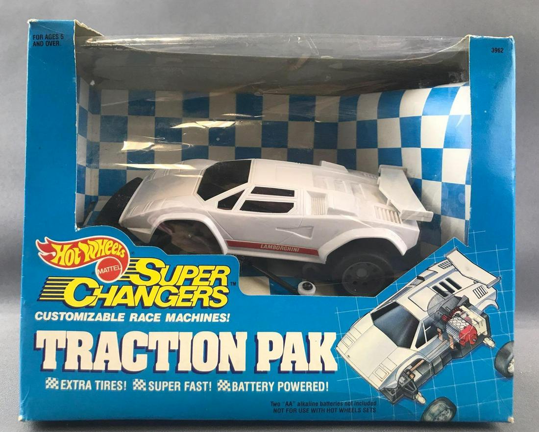 Hot Wheels Super Changers Traction Pack Lamborghini: New in original packaging