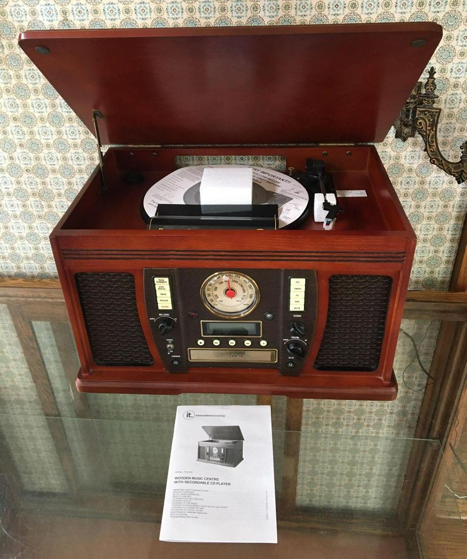 Innovative Technology Wooden Music Centre: Appears new, also recordable CD player in it. Model no. ITVS-750
