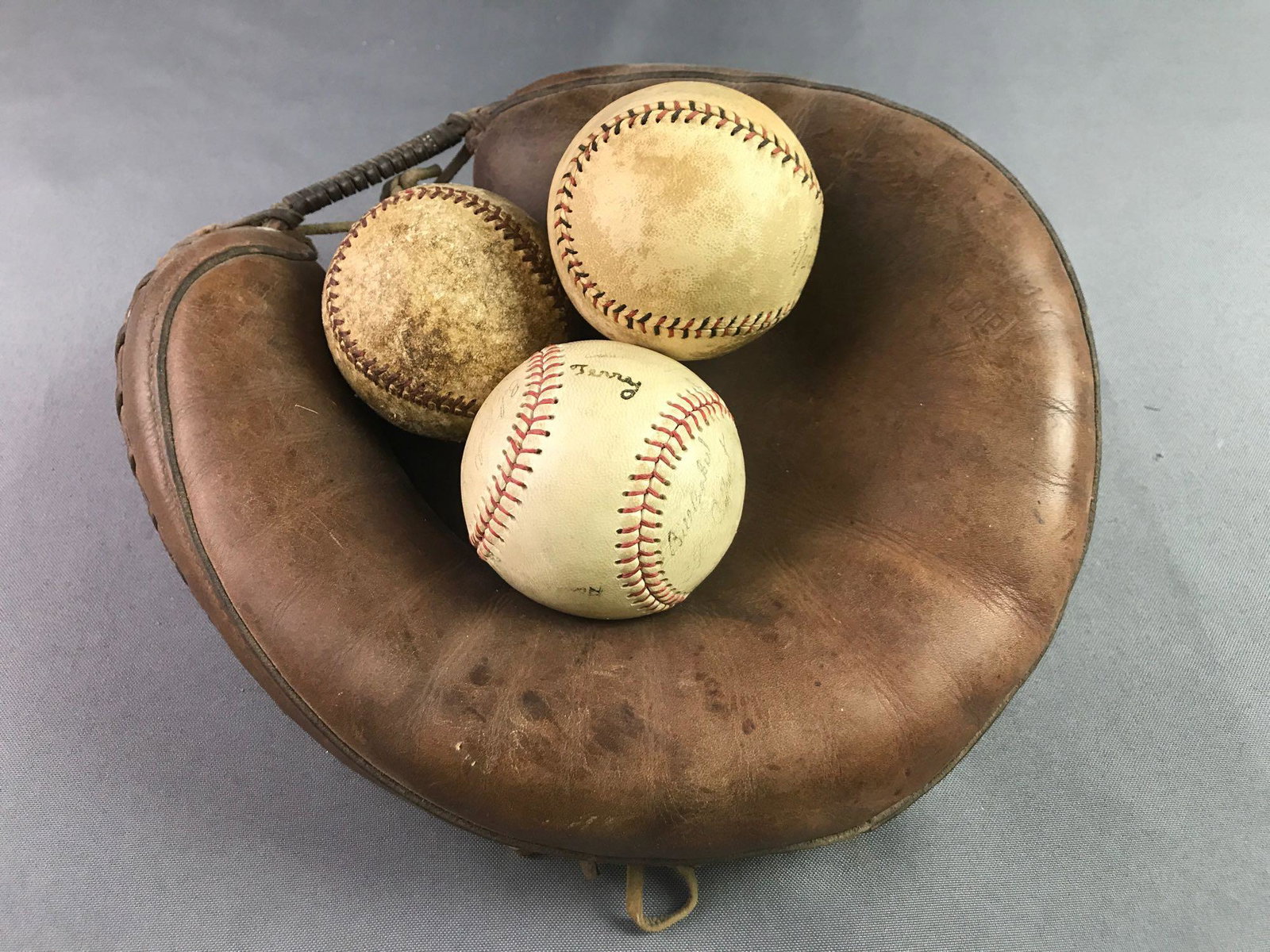 4 Piece Group : Vintage Wilson Catchers Mitt and: Mitt measures 11 x 10 1/2 inches