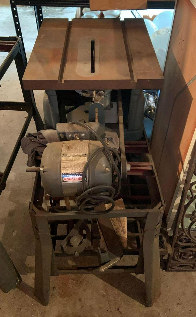 Vintage Craftsman Table Saw: 30 x 17 x 34 inches.Shipping is not available for this lot. Pick up only.