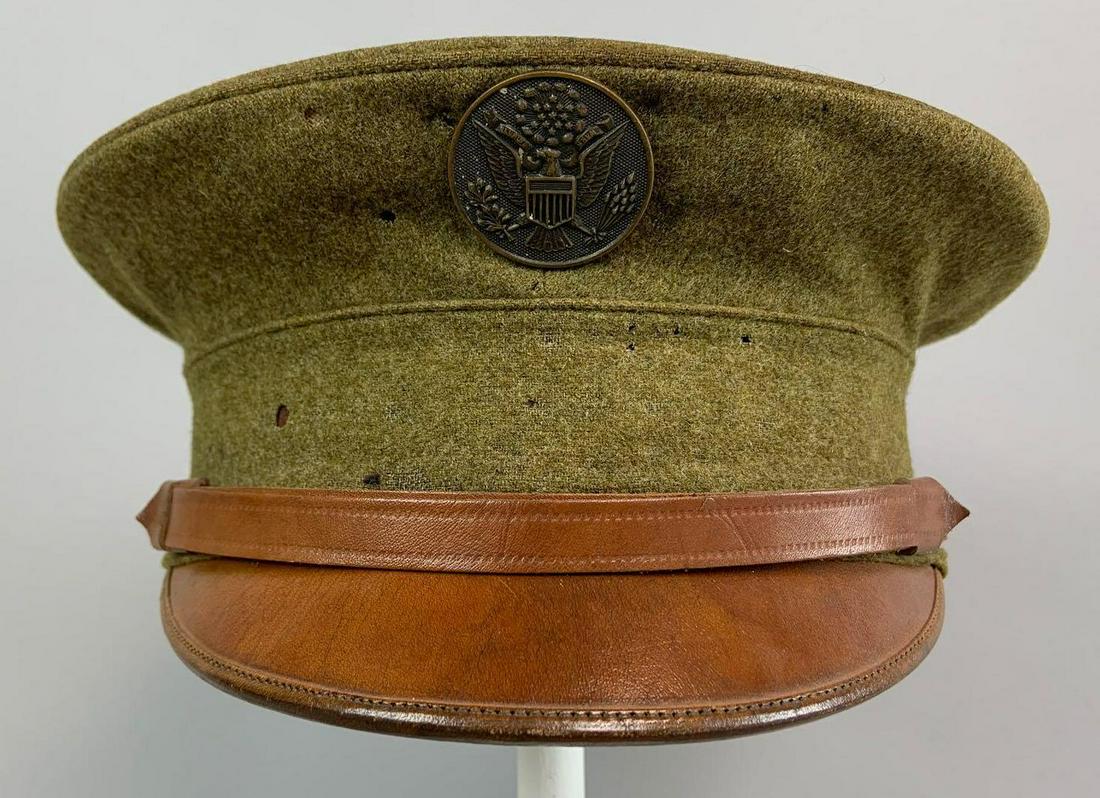 WW1 US Army Enlisted Visor Cap with Badge (1 of 8)