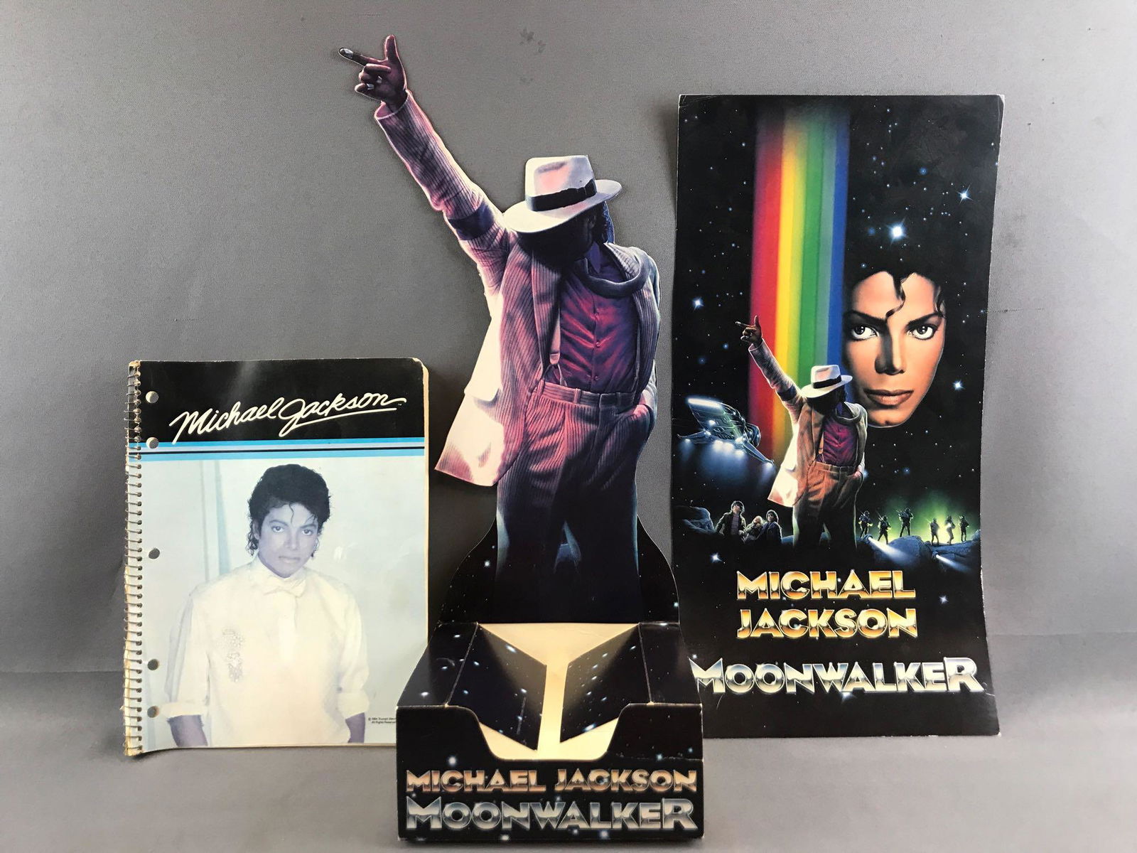 Group of 3 pieces vintage Michael Jackson items (1 of 5)