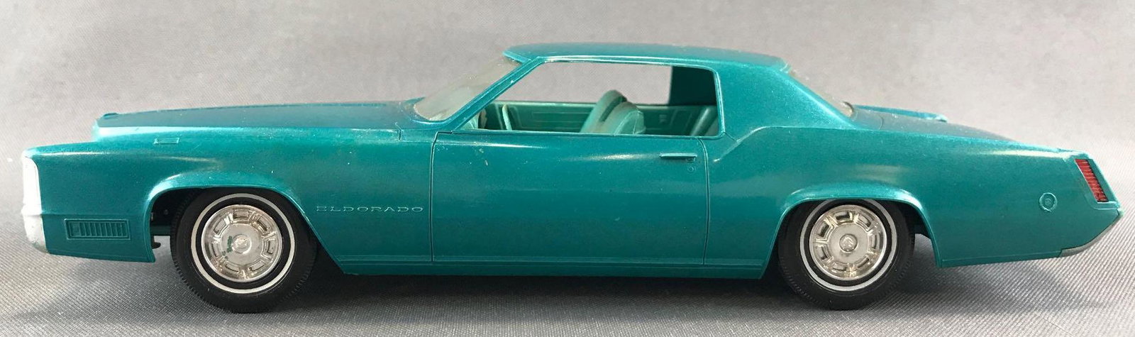 Jo-Han Models Inc. Cadillac Eldorado Dealer Promo Toy (1 of 6)