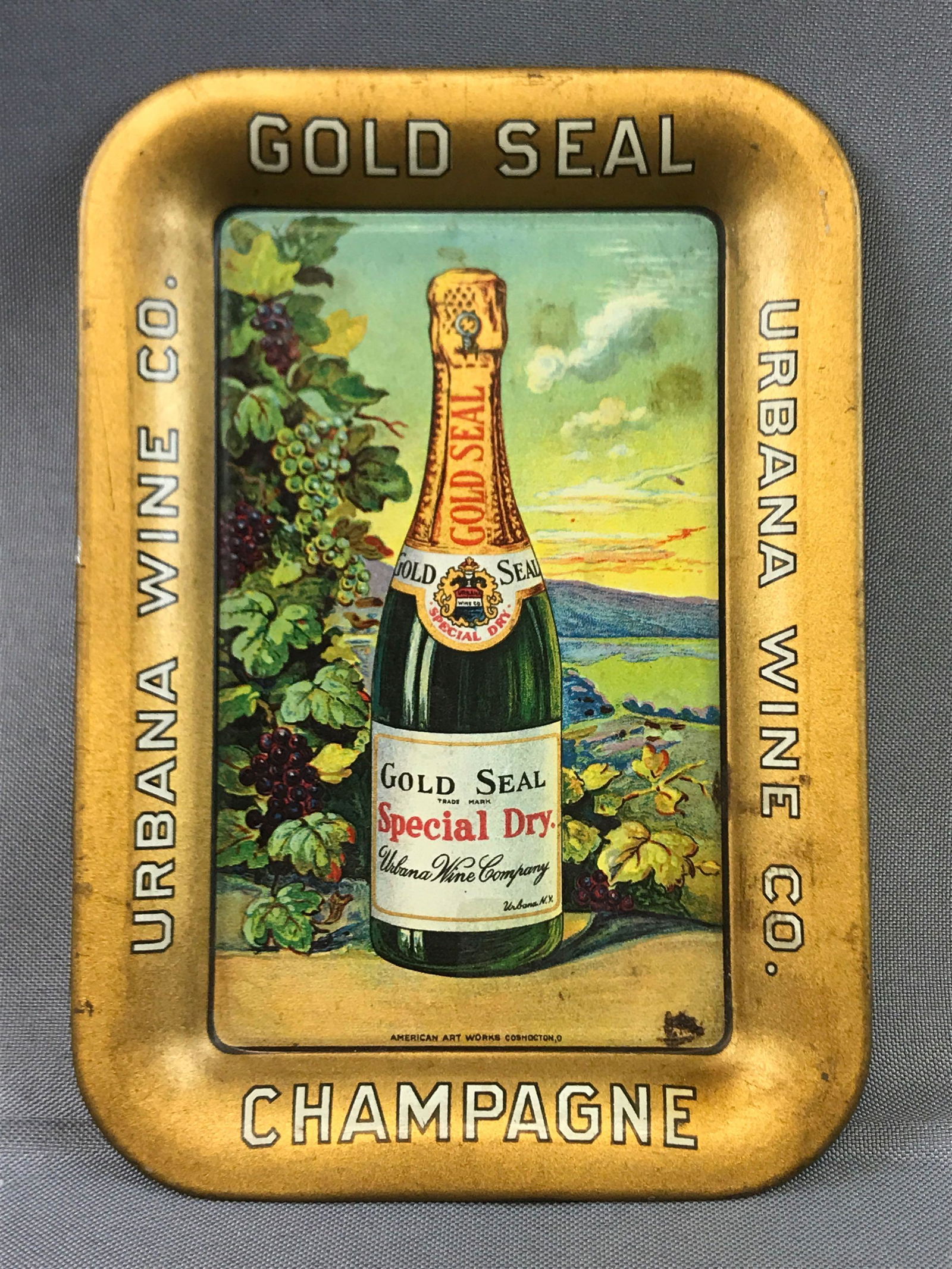 Vintage Gold Seal Champagne Tin Tip Tray (1 of 3)