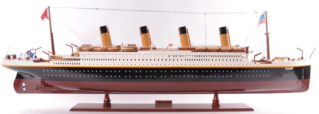 Titanic Ship Model (1 of 12)
