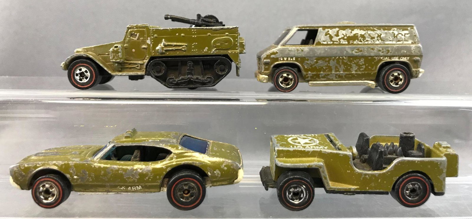Group of 4 Hot Wheels Redlines Die-Cast Vehicles: 1969, 1970, 1974 Gun Bucket