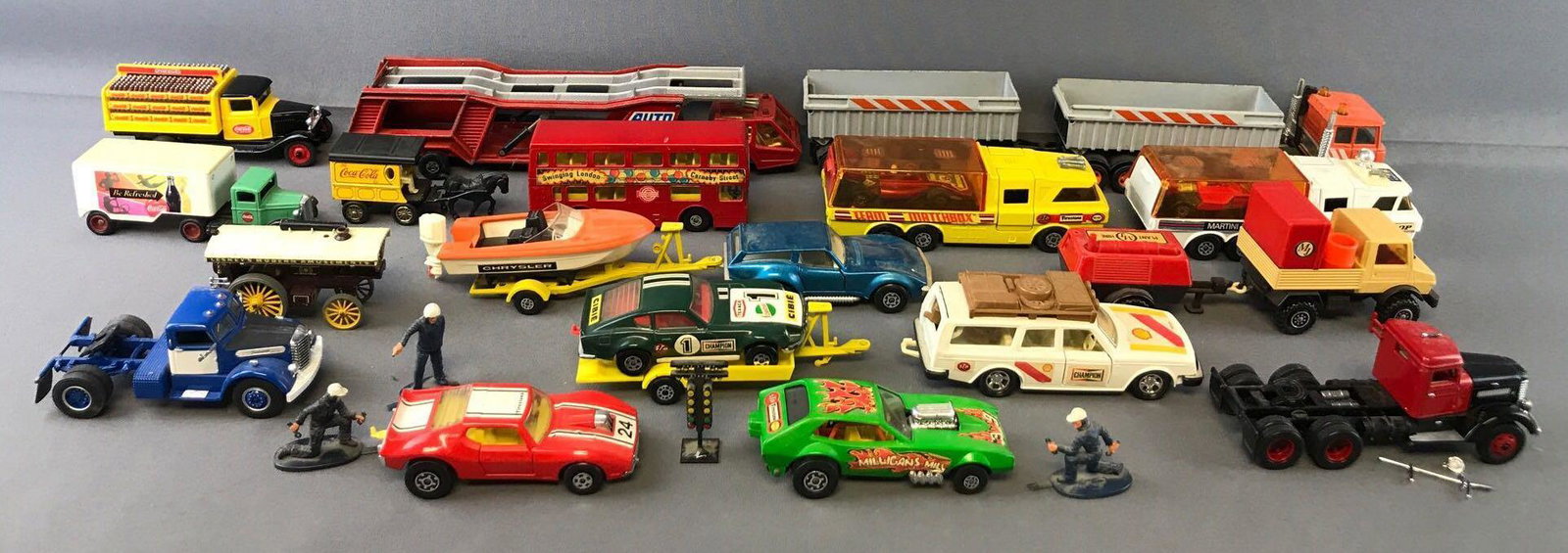 Group of 15+ pieces Die-Cast Vehicles and Accessories: Matchbox, Coca-Cola, Lledo