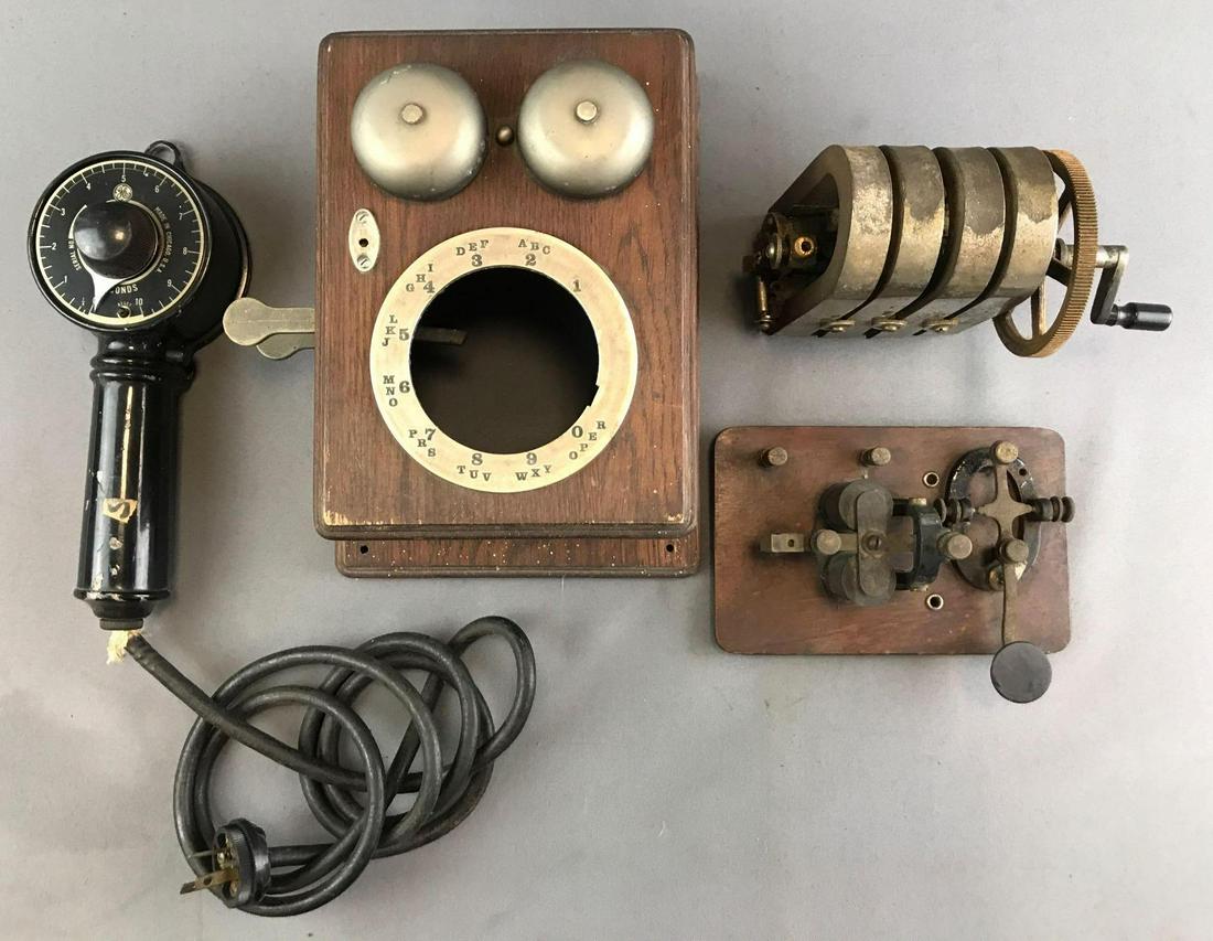 Group of 4 Pieces : Assorted Vintage Machine Components (1 of 11)