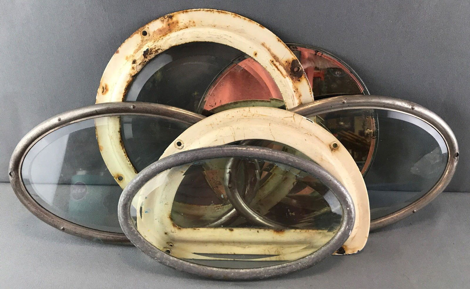 Group of 6 : Vintage Metal Framed Windows/Mirror (1 of 4)