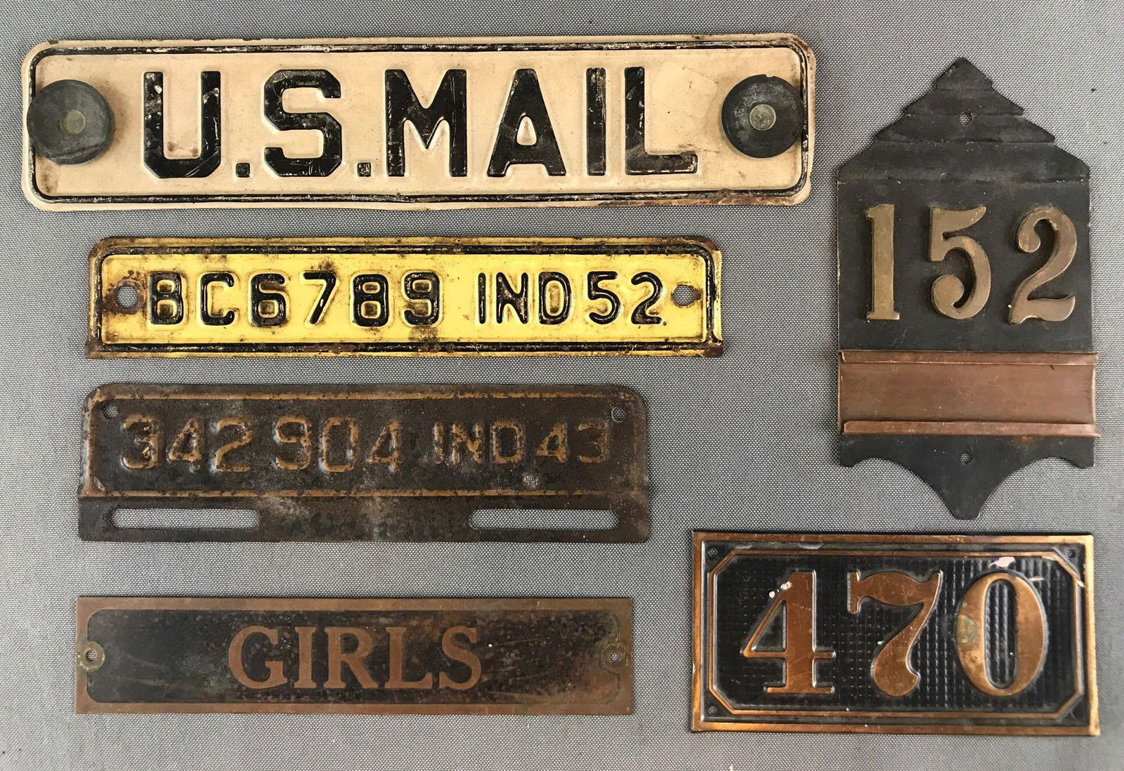Group of 6 : Vintage Metal Signs - House Numbers, "U.S. (1 of 5)