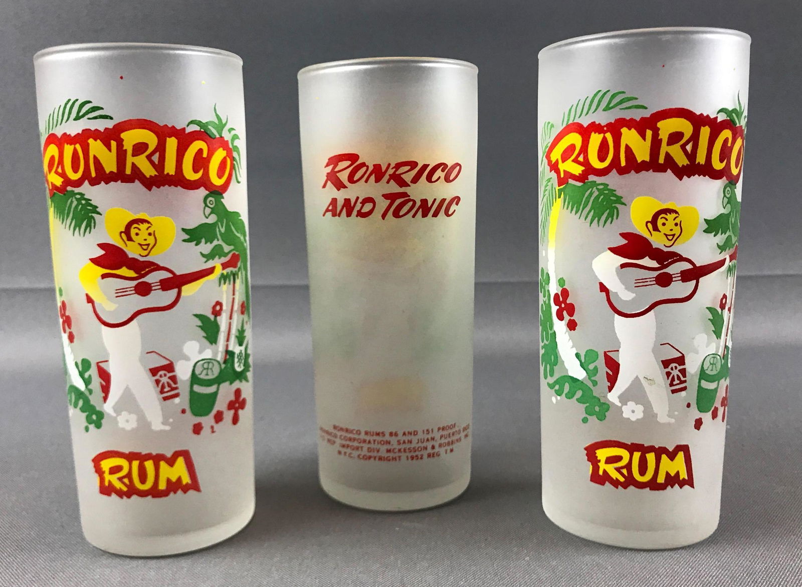 Group of 36 : Vintage (1952) "Ronrico Rum" Frosted (1 of 6)