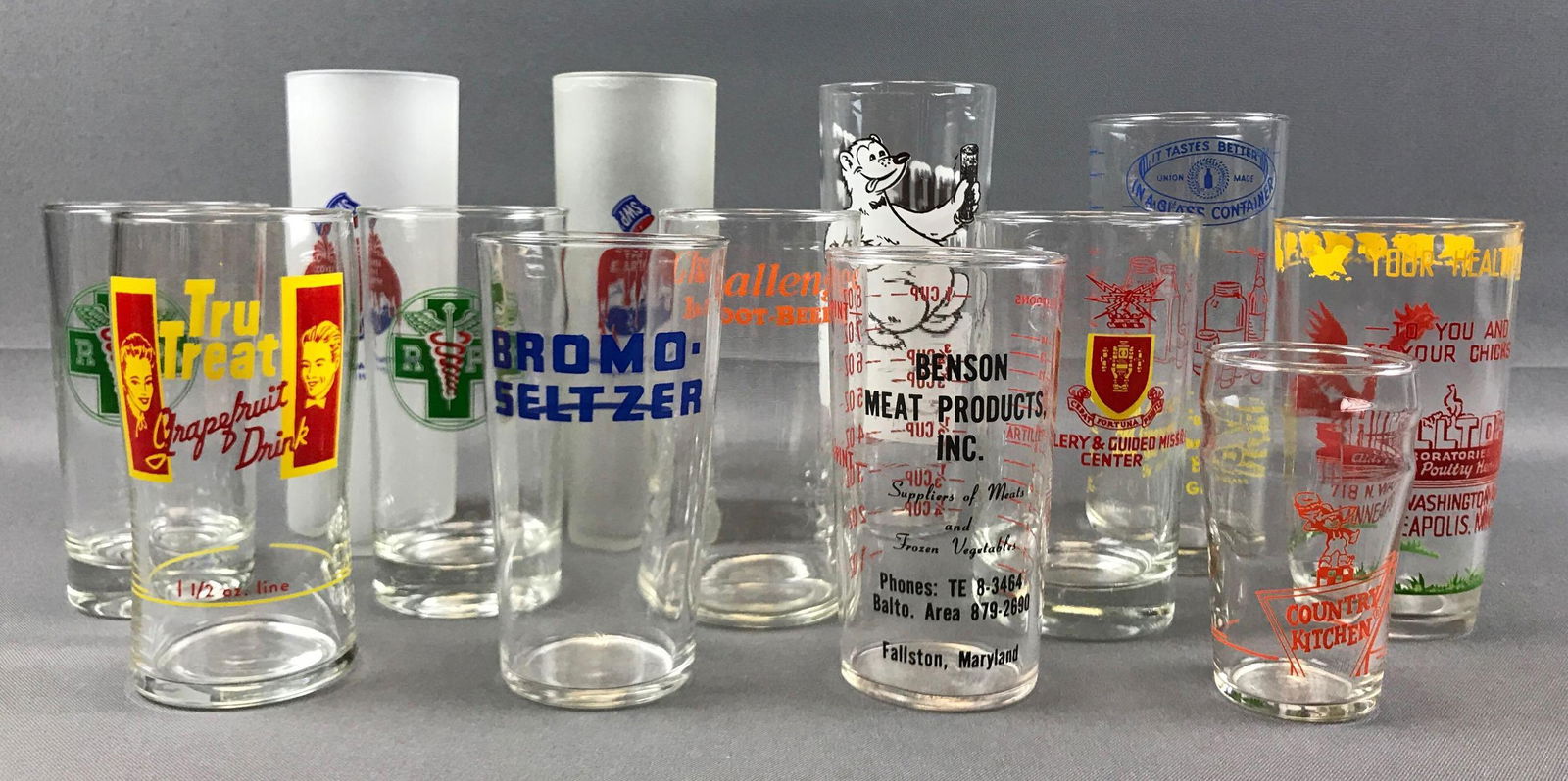 Group of 13 : Vintage Drinking Glasses - (1 of 5)