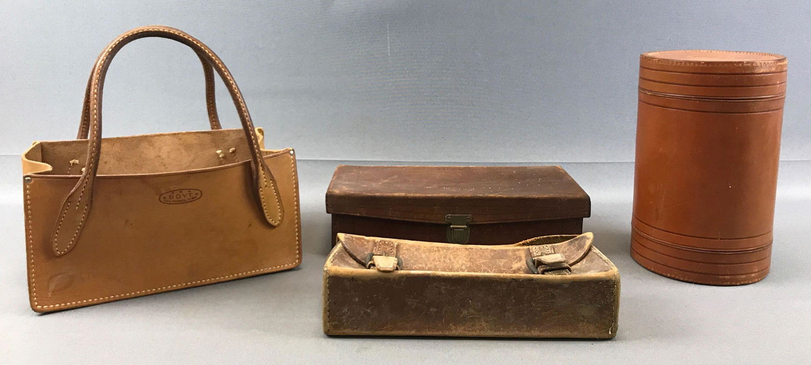 Group of 4 : Leather Items - Bag, Canister, Box (1 of 7)
