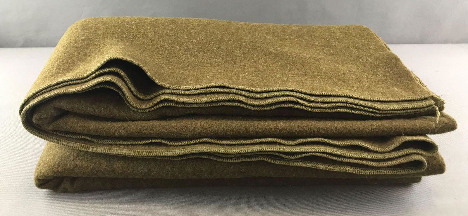 Military Issue Green Wool Blanket (1 of 3)