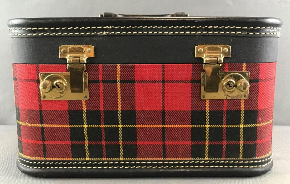 Vintage (1960s) Red Tartan Plaid Train Case (1 of 5)