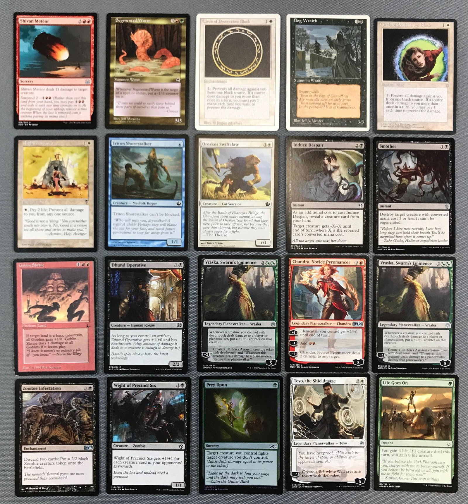 Over 1500 Magic: the Gathering Cards: Various Dates and Series, Unknown Contents