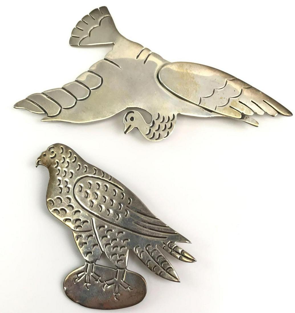 Lot of 2 : Vintage Taxco Sterling Silver Brooches: Sterling Silver eagle measures 2 x 2 1/4 inches and is hallmarked TC-64; the sterling silver condor brooch measures 3 3/4 x 2 1/4 inches and is hallmarked TT-23. Total weight for this lot is 37.6g