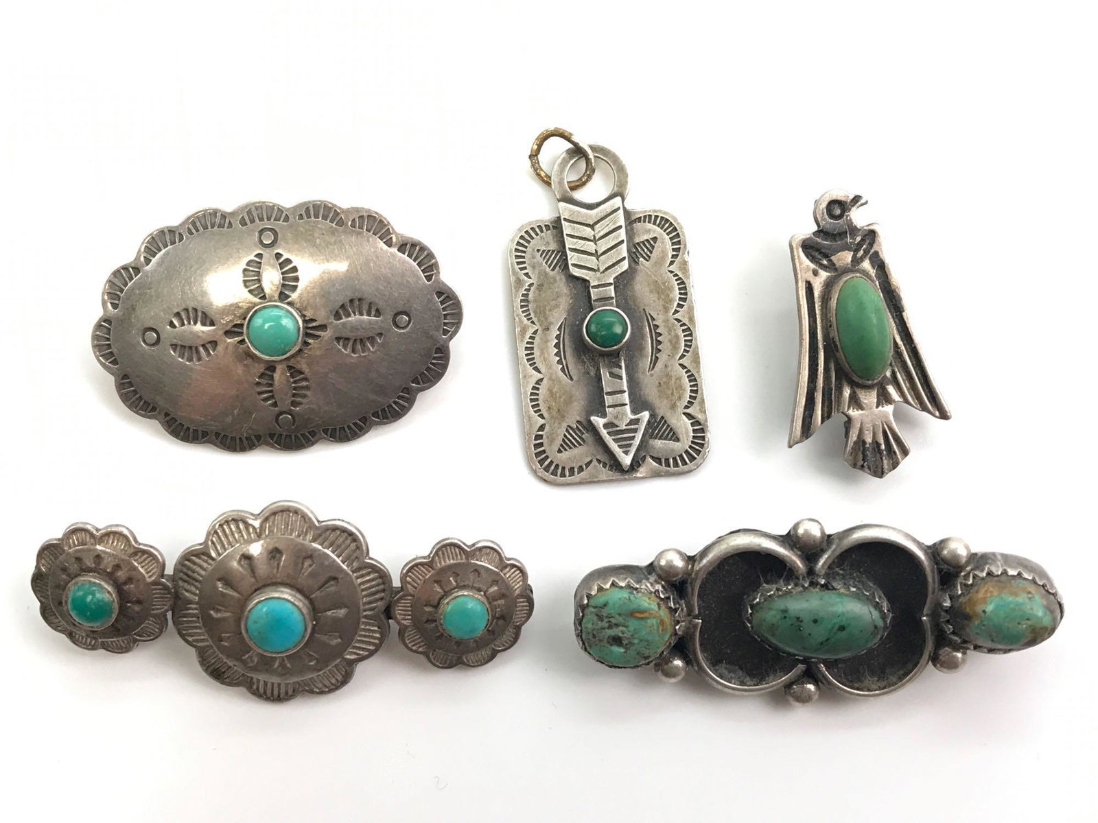 Lot of 5 : Vintage Sterling Silver Southwestern: This collection of vintage sterling silver pins also includes a 1 x 5/8 inch sterling silver arrow charm with a central, bezel set polished center stone. The bar pins in this collection each measure 5