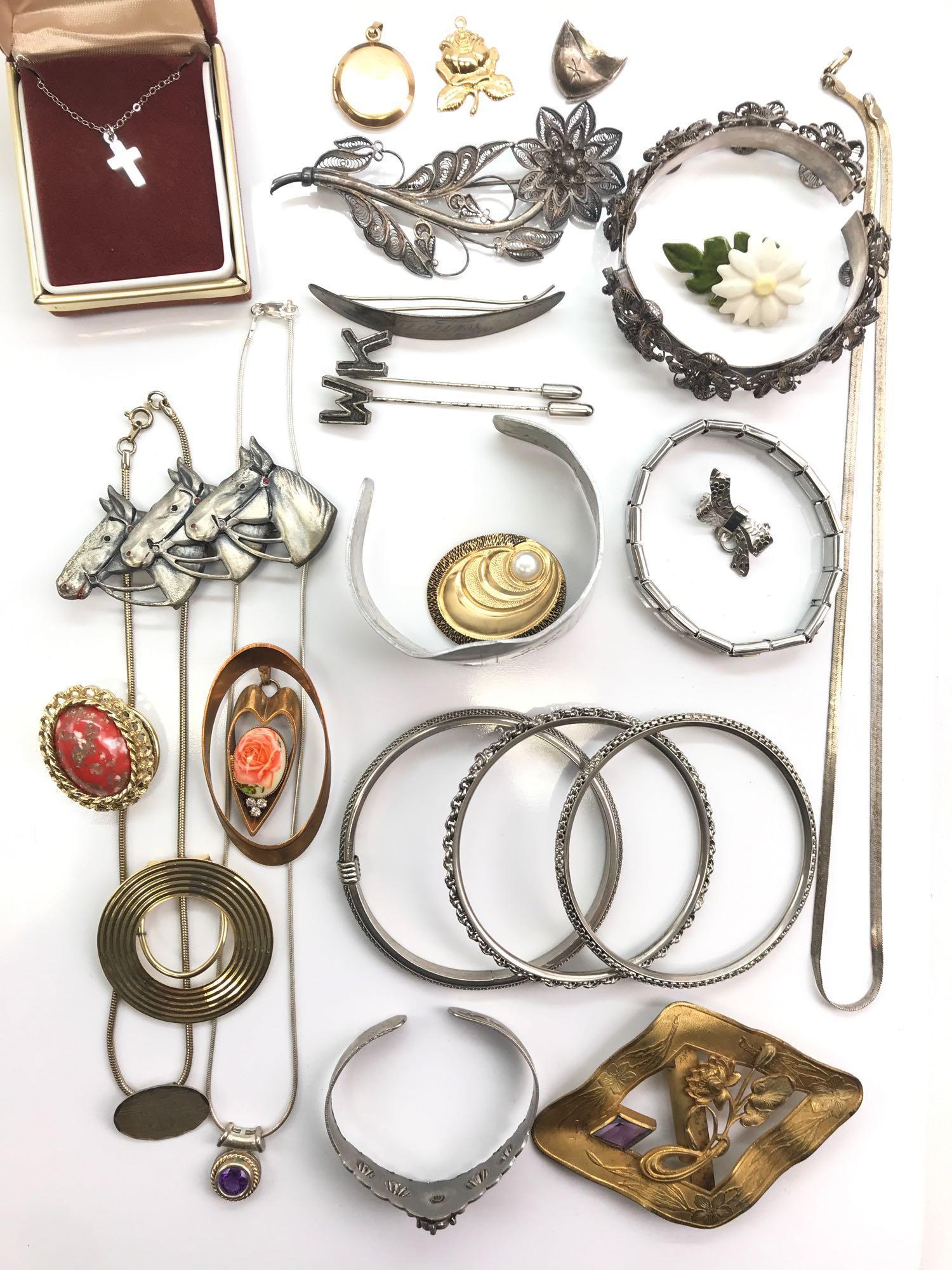 Vintage Costume Jewelry Box and Bangles (1 of 5)