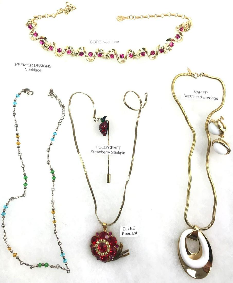 Lot of 5 : Designer Costume Necklaces + more (1 of 4)