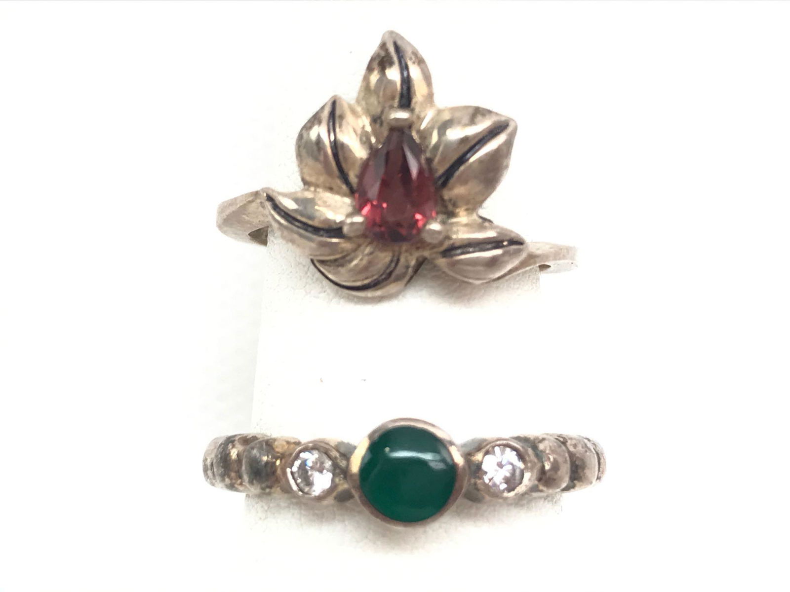 Lot of 2 : Sterling Silver Rings - Garnet and Agate (1 of 3)