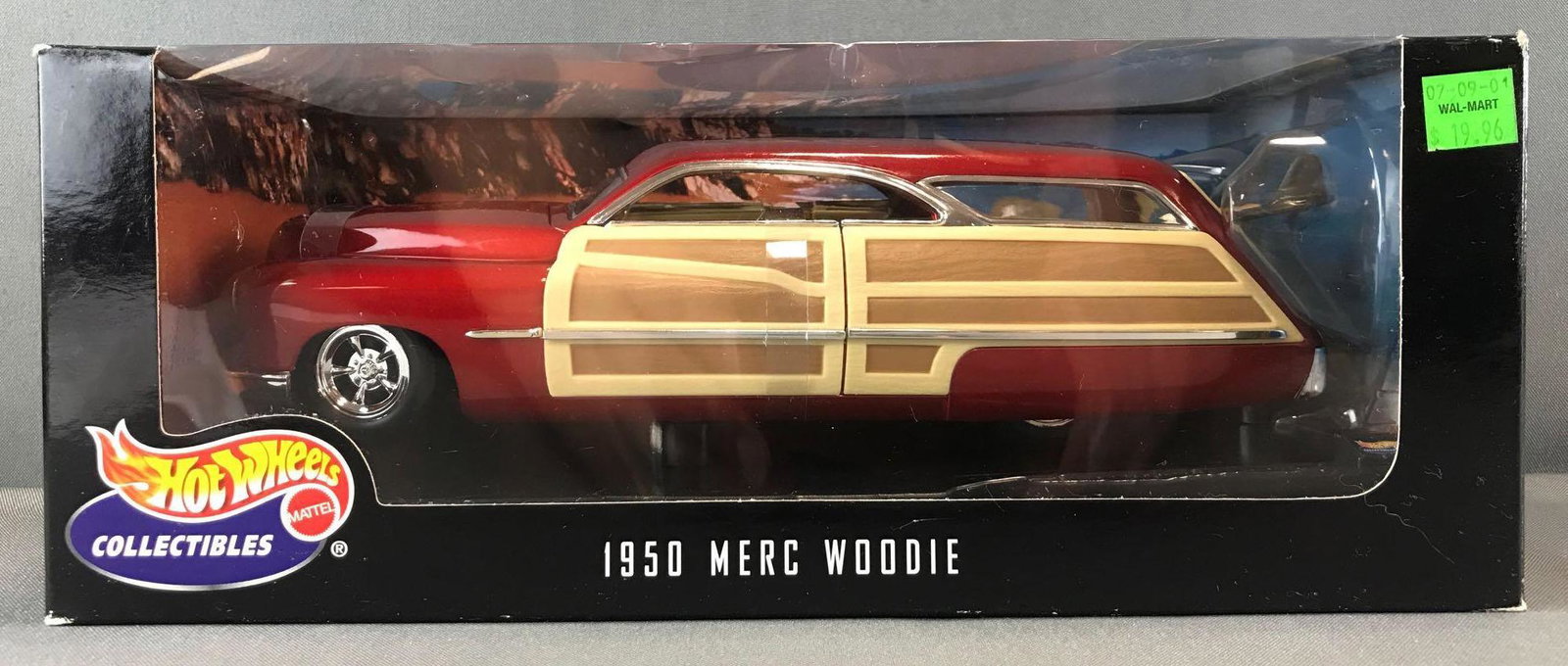 Hot Wheels Collectibles 1950 Merc Woodie die-cast: 1/18 scale