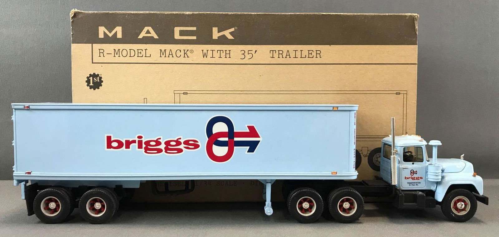 First Gear Briggs Transportation die-cast tractor (1 of 9)