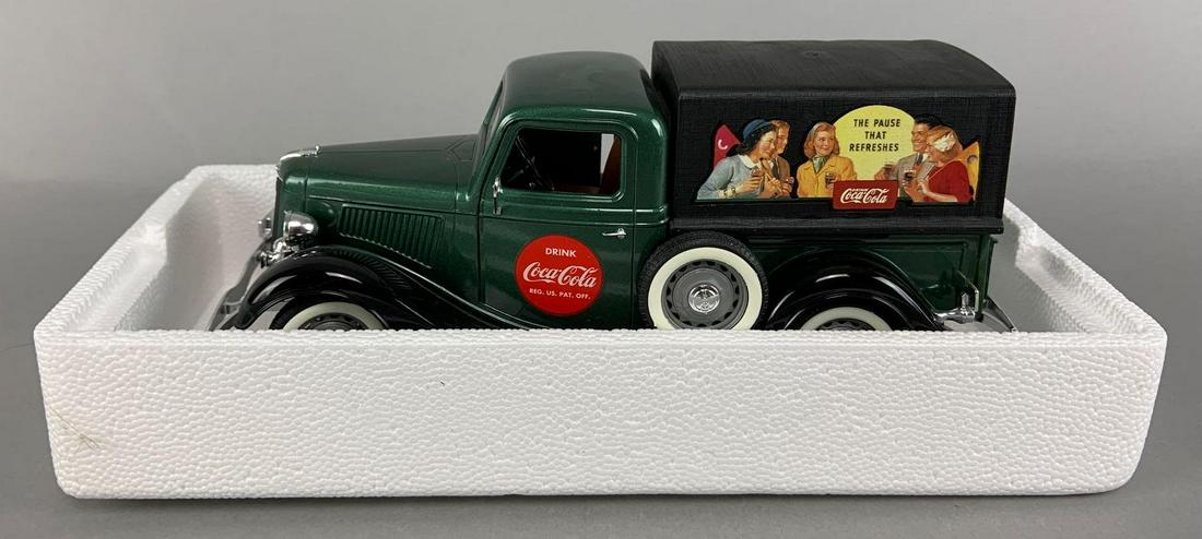 Fairfield Mint Exclusive 1936 Ford Bache Coca Cola (1 of 5)