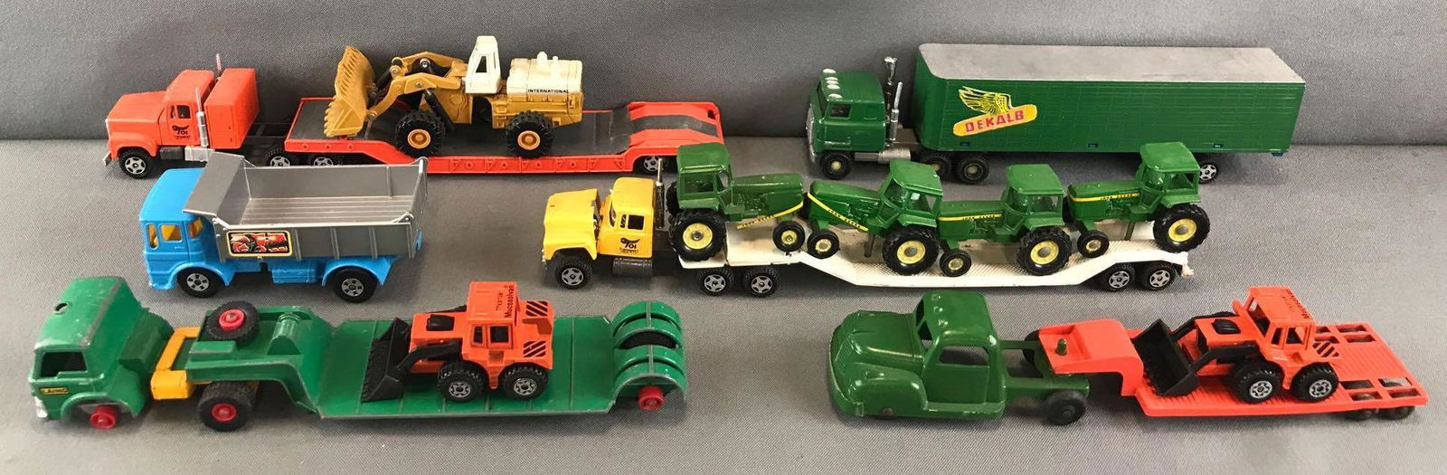 Group of 6 assorted die-cast tractor trailers (1 of 7)