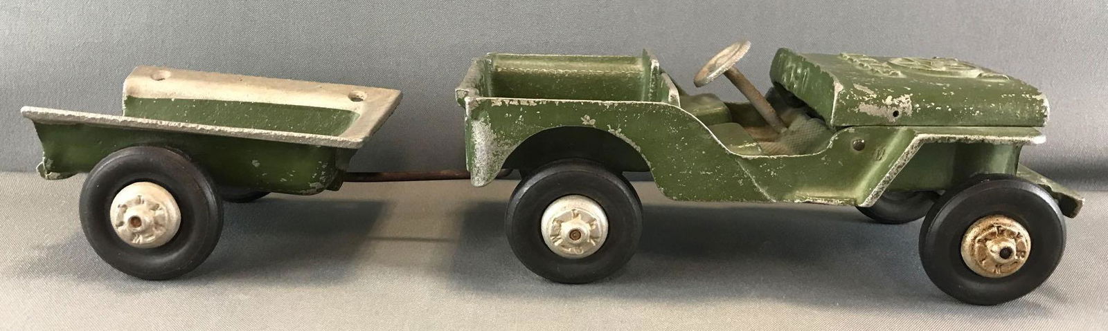 Vintage 1950s Oglesby Willys Air Force Jeep and Trailer (1 of 8)