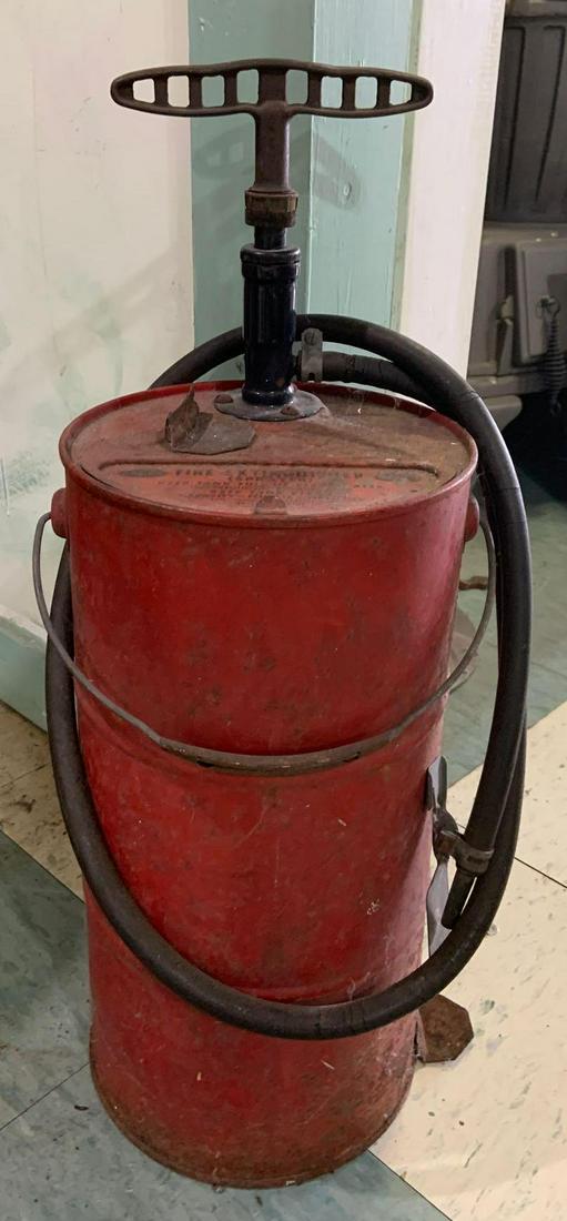 Vintage canco Fire extinguisher (1 of 2)