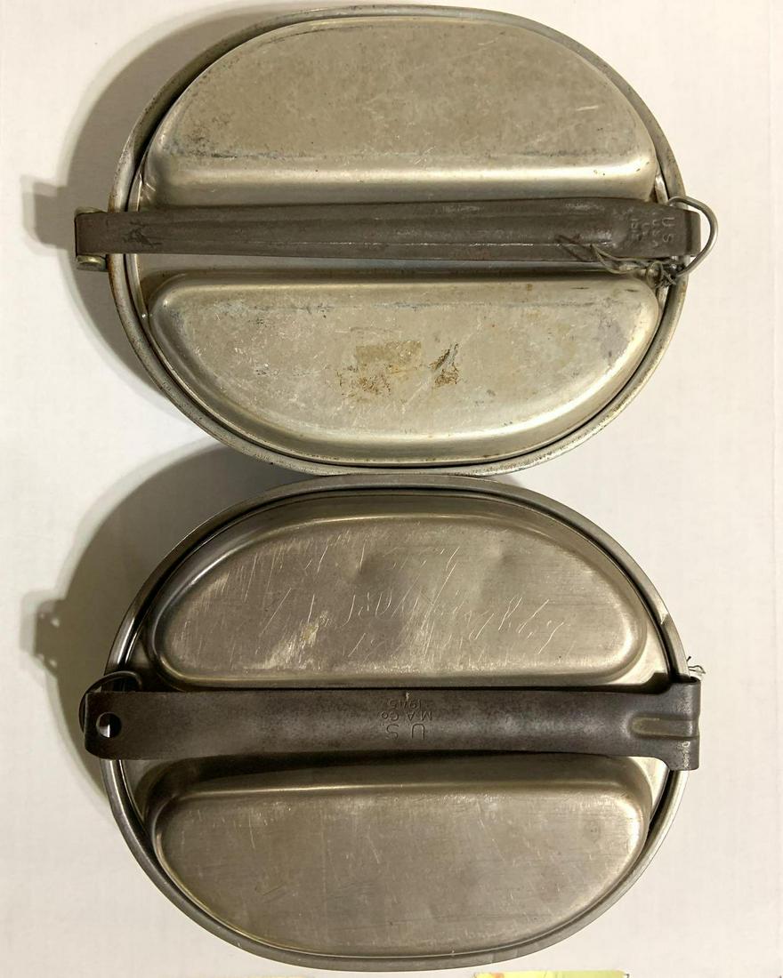 Group of 2 US army mess kit (1 of 5)