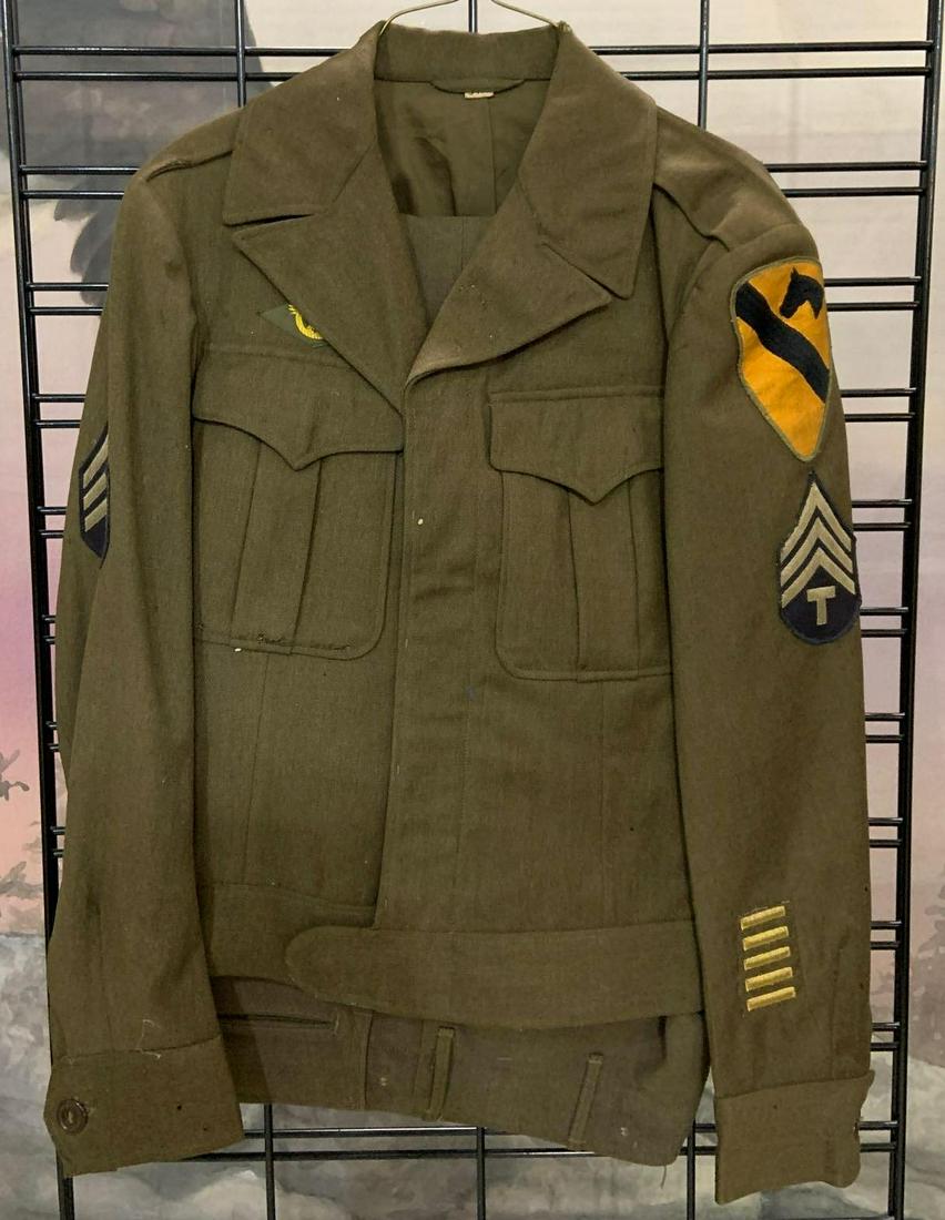 WW2 US Army 1st cavalry unit technicians uniform (1 of 4)