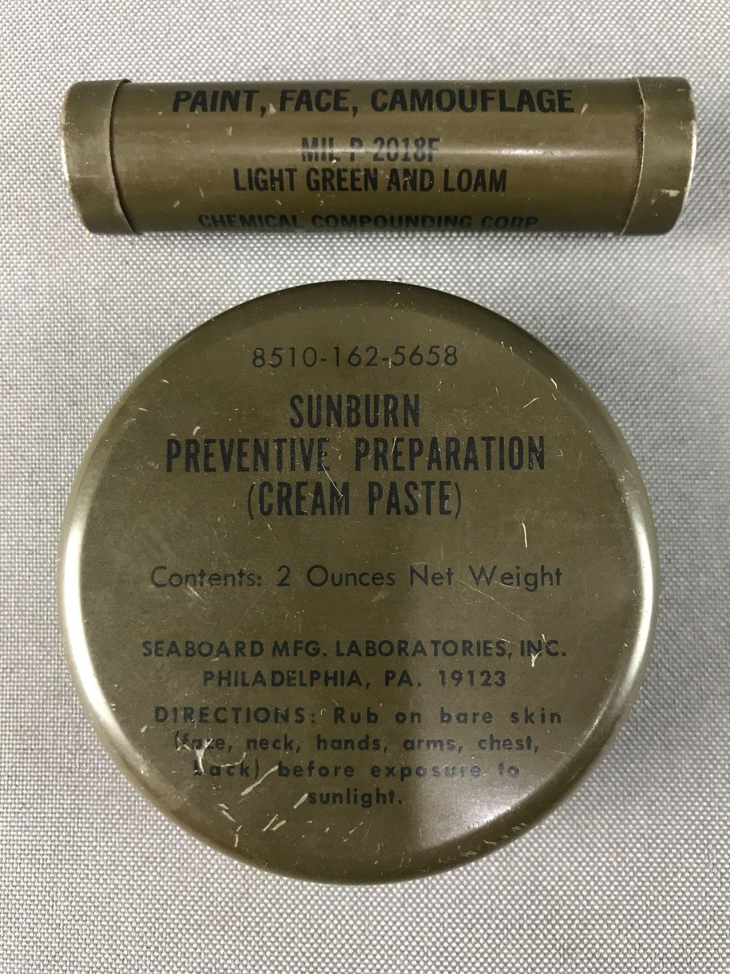 2 piece group US Military Sunburn Cream/ Camouflage (1 of 3)