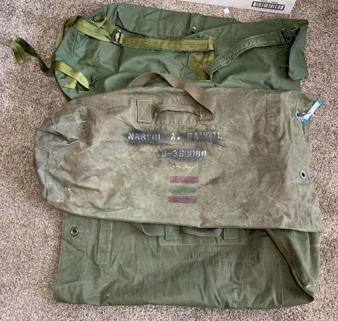 Group of 3 US Army duffel bags (1 of 3)