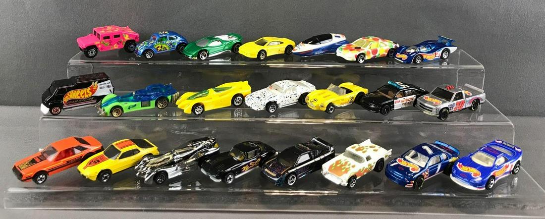 Group of 22 Hot Wheels die-cast vehicles: Out of box. Includes Ferrari 355, Hot Rod Custom Van, 1996 Chevy 1500, and more